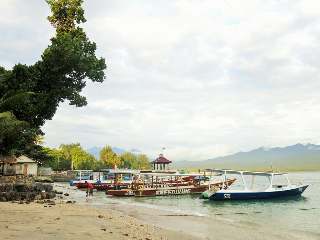 Two Brothers Villa Gili Air Exterior photo
